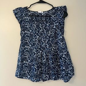 Woman’s GAP Top